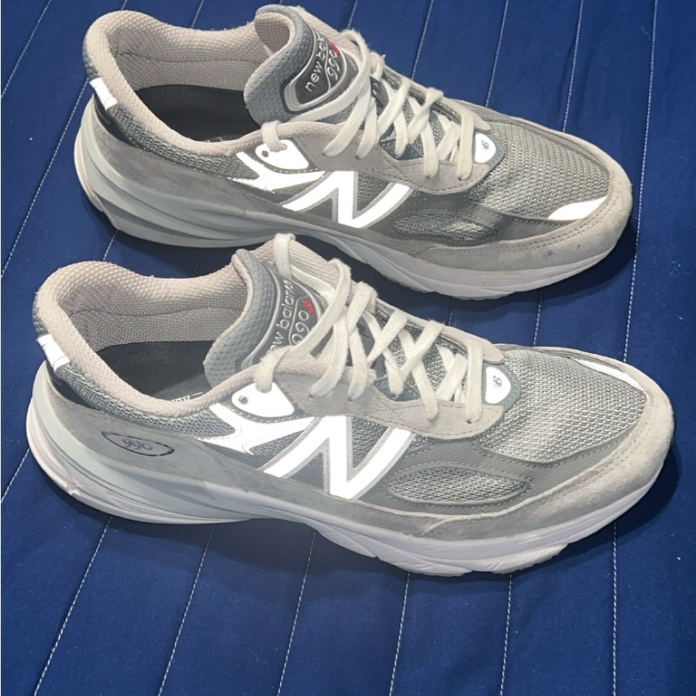 Men’s new balance 990v6